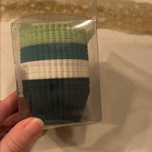24 pack Silicone Muffin Cups Cupcake Liners - Green, White, Blue